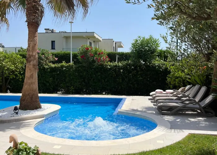 Hotel Vala Mar *